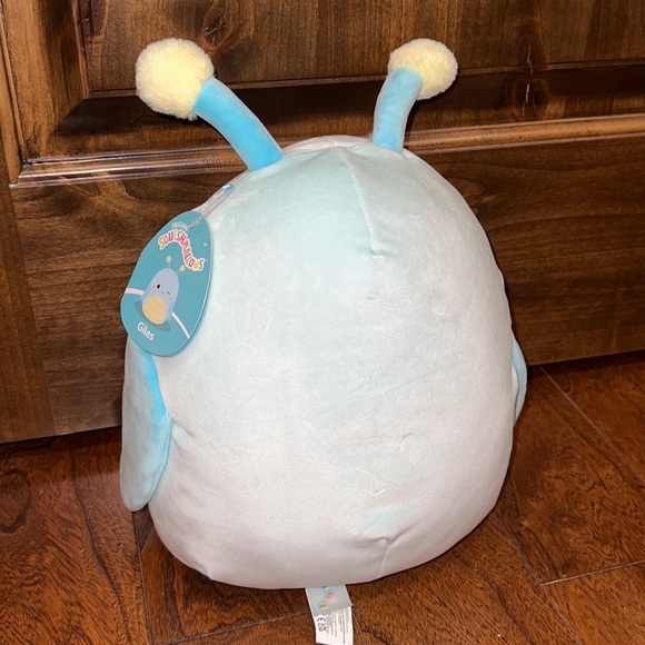 Squishmallows Giles the Grasshopper 💛 - Picture 4 of 4